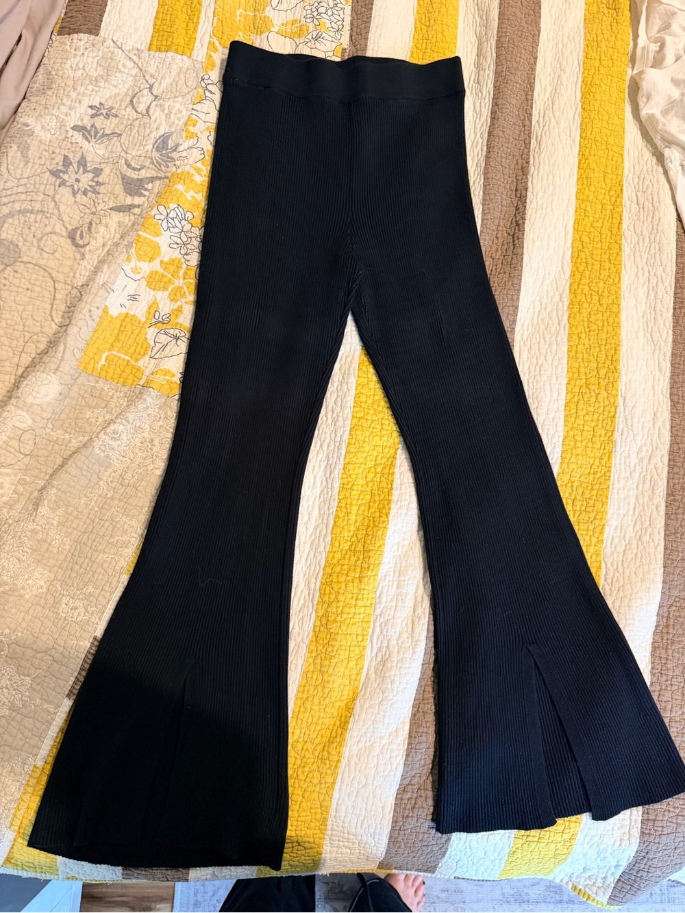 Abercrombie Black Ribbed Flare Women’s Pants